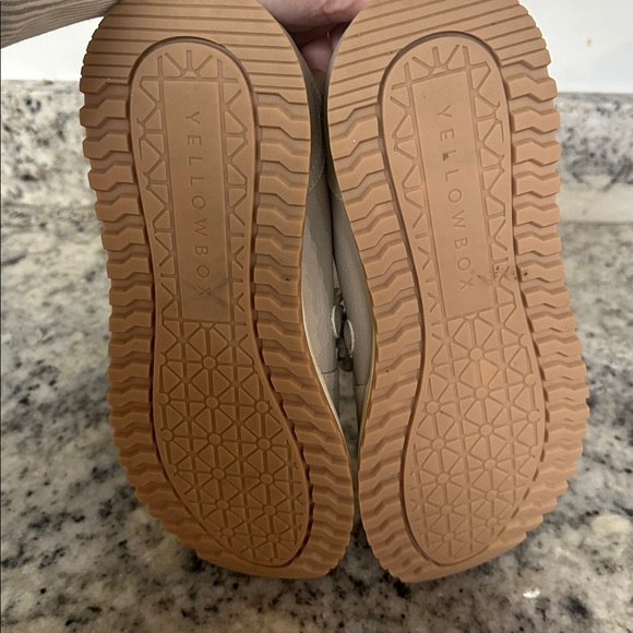 Women's yellow box Cream/taupe Slip-On Shoes with Chain Detail - Picture 4 of 8